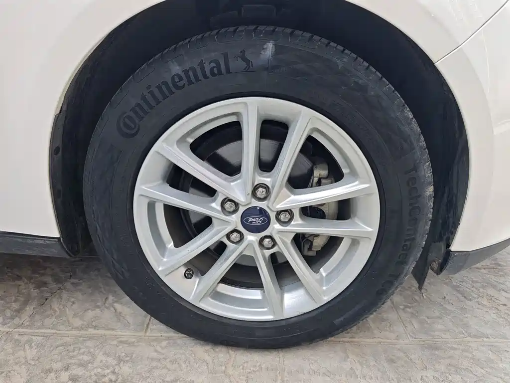 Ford Focus — миниатюра 14