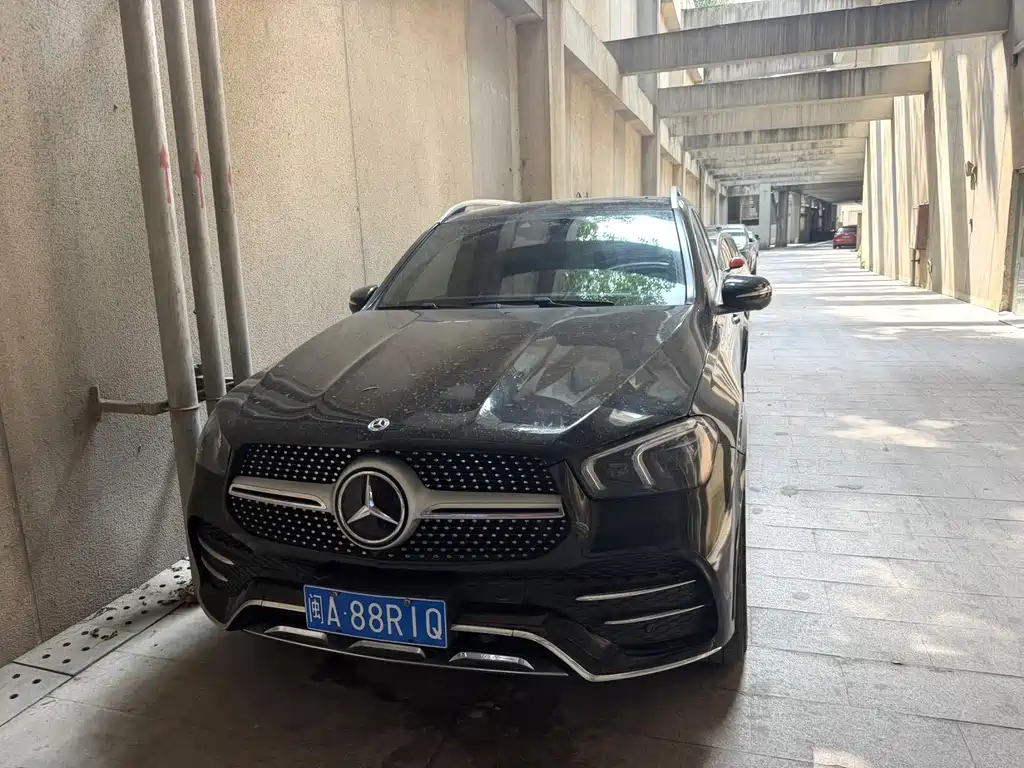 Mercedes-Benz GLE (Import) — миниатюра 2