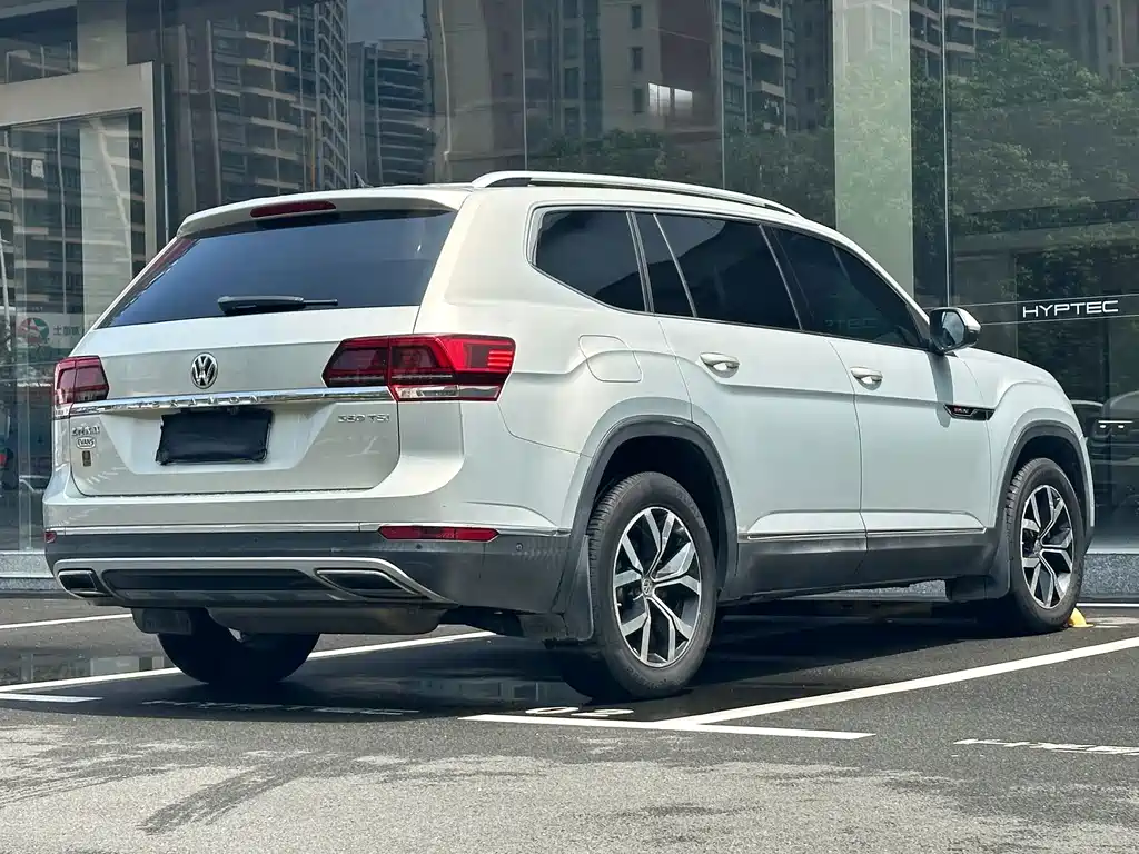 Volkswagen Teramont — миниатюра 2