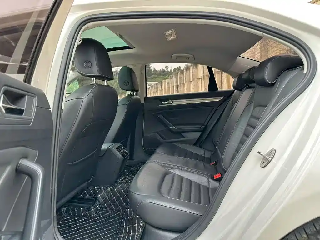 Volkswagen Lamando — миниатюра 13