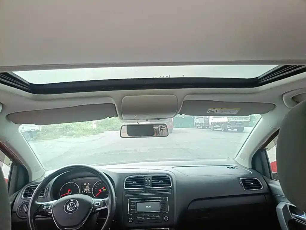 Volkswagen Polo — миниатюра 18