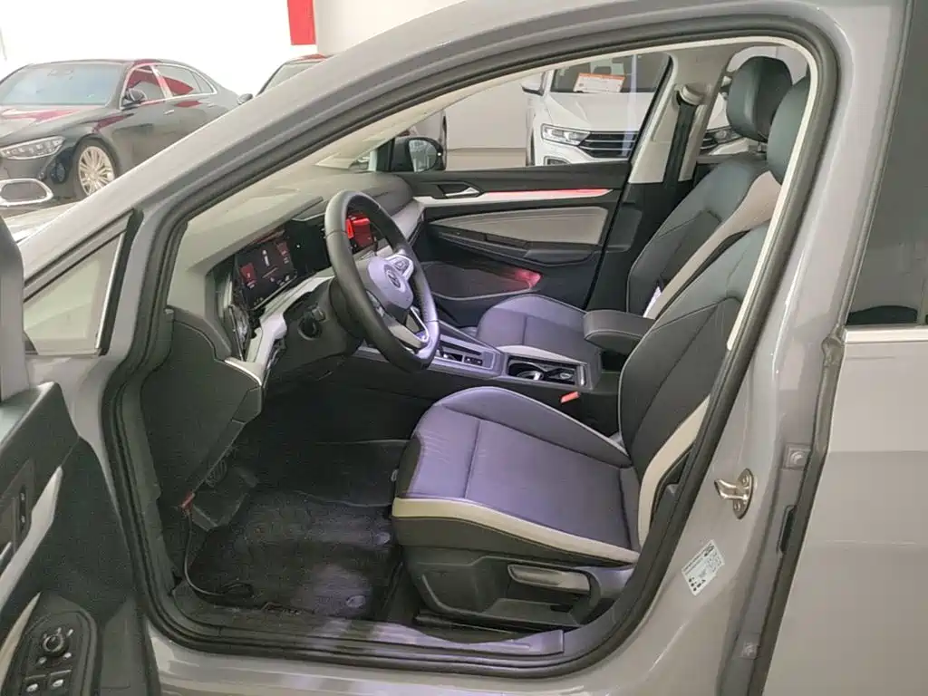 Volkswagen Golf — миниатюра 15