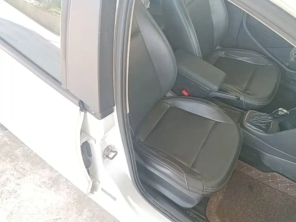 Volkswagen Polo — миниатюра 25