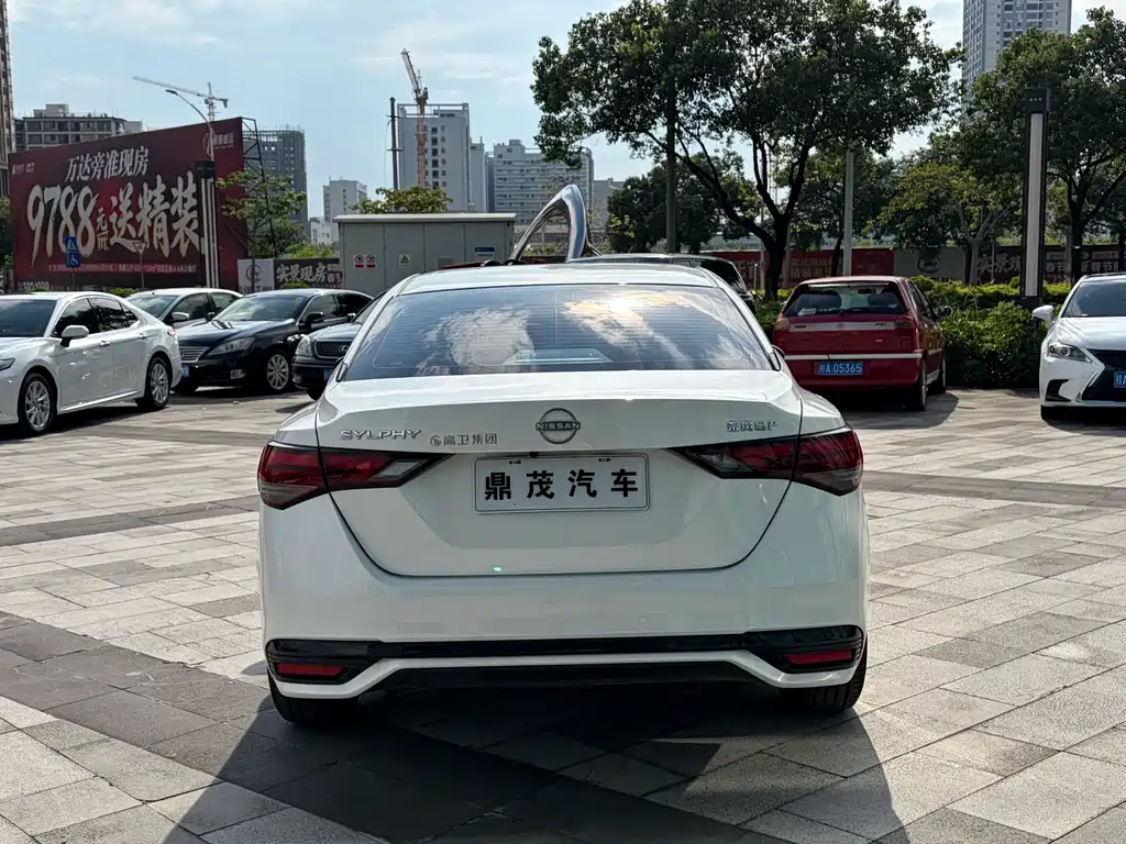 Nissan Sylphy — миниатюра 4