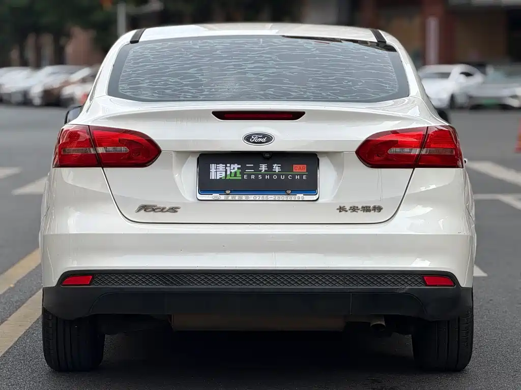 Ford Focus — миниатюра 14