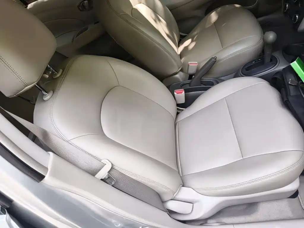 Nissan Sunny — миниатюра 25