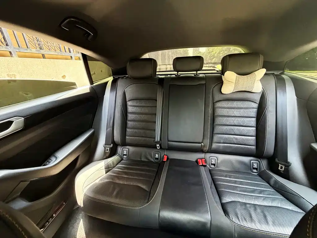 Volkswagen CC — миниатюра 9