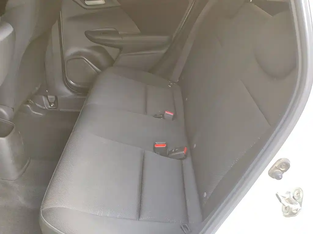 Honda Fit — миниатюра 18