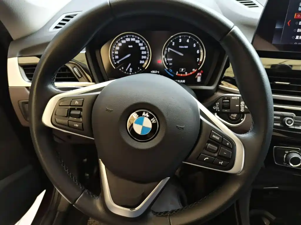 BMW X1 — миниатюра 11