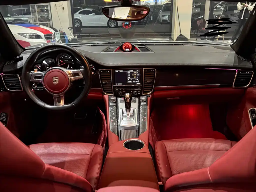 Porsche Panamera 2010 Panamera 4 3.6L