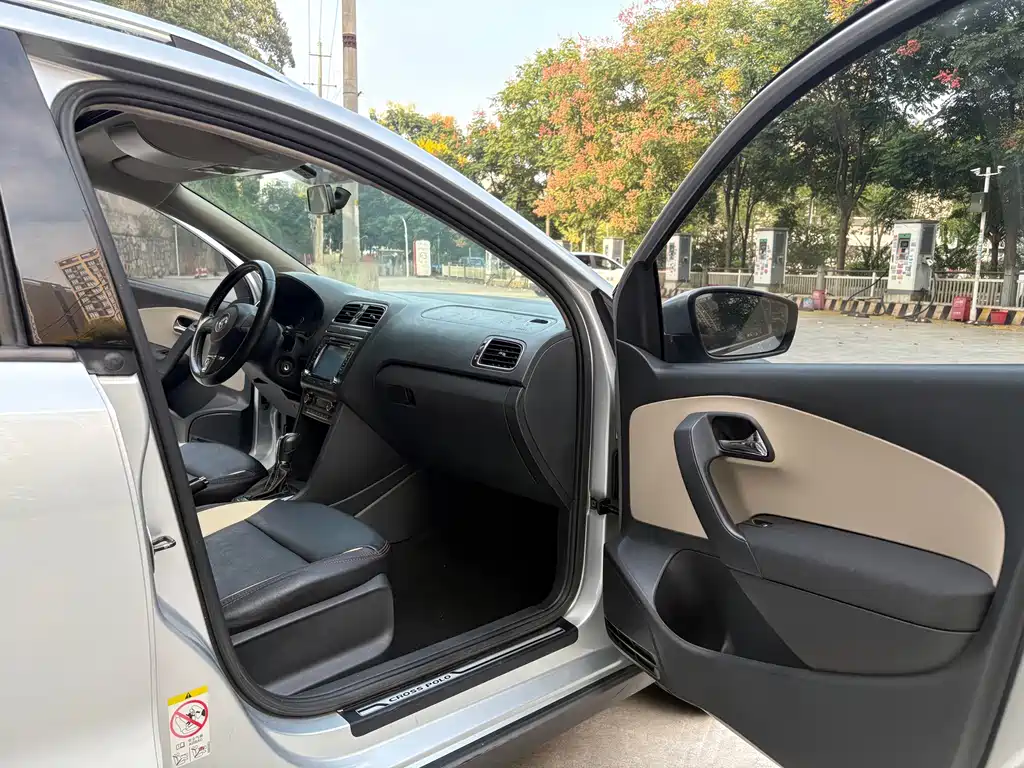 Volkswagen Polo — миниатюра 14