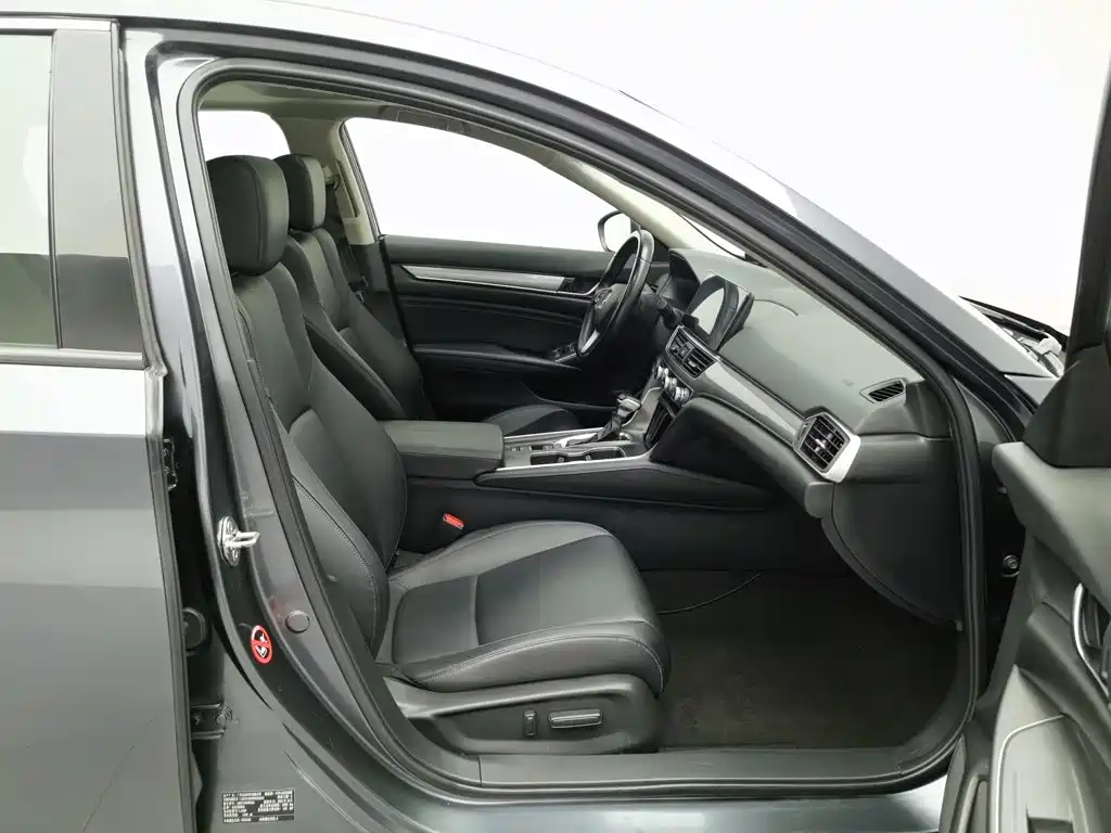 Honda Accord — миниатюра 23