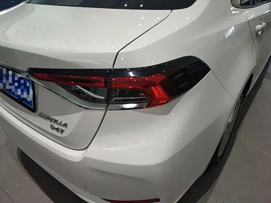 Toyota Corolla — миниатюра 8