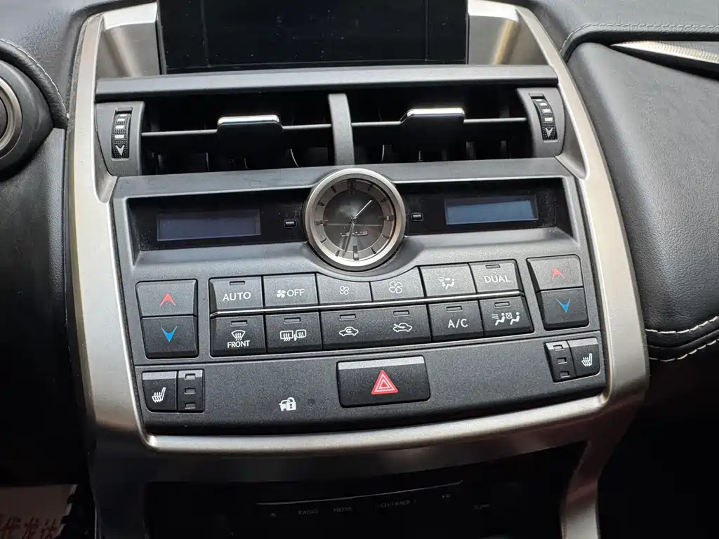 Lexus NX — миниатюра 16