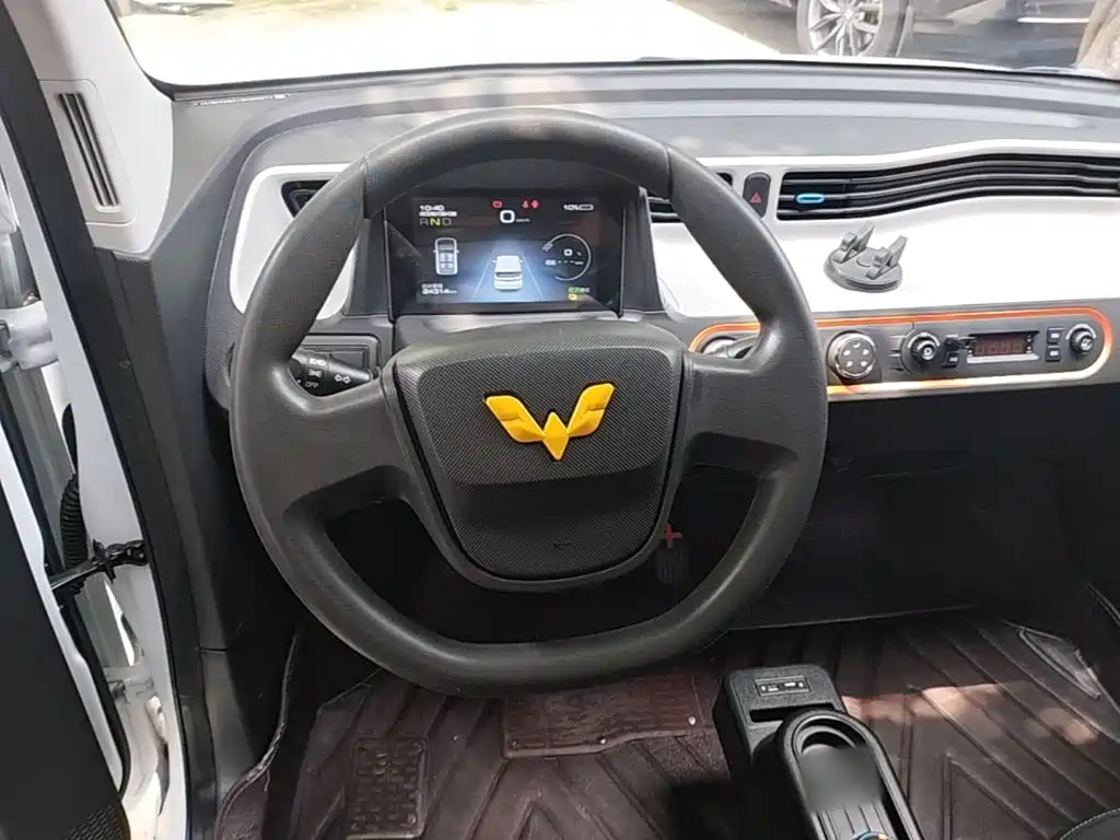 Wuling MINIEV — миниатюра 11