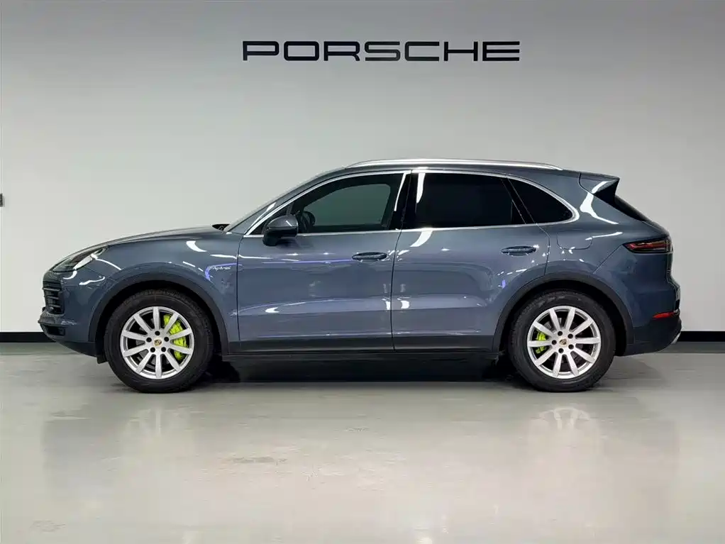 Porsche Cayenne Hybrid — миниатюра 4