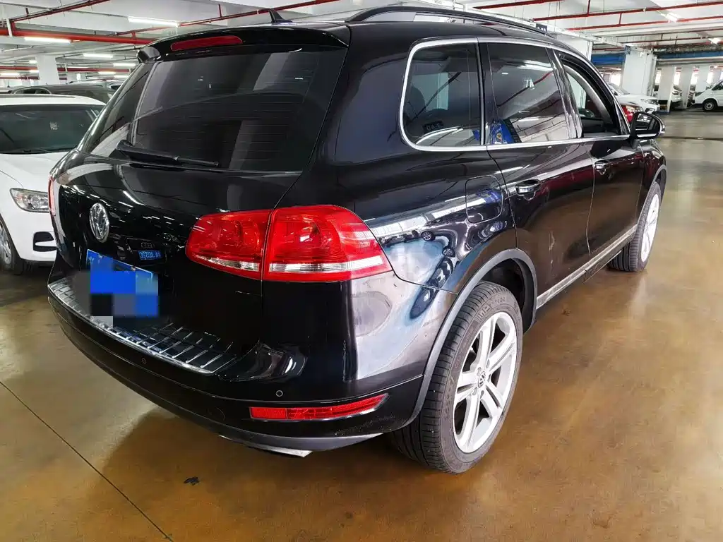 Volkswagen Touareg — миниатюра 3