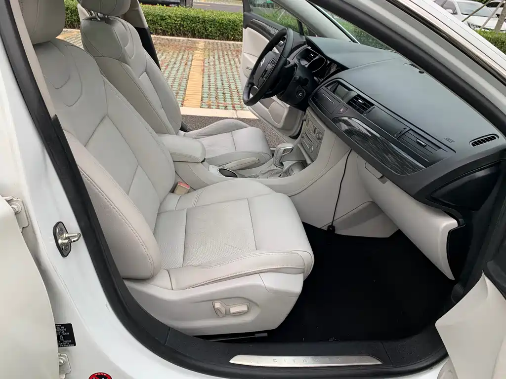 Citroen C5 2012 2.0L AT Premium