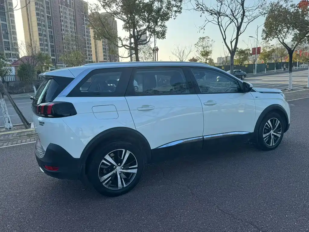 Peugeot 5008 350THP 7 seats Elite Edition, фото 9
