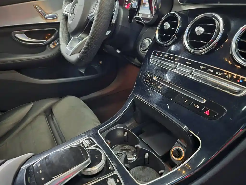 Mercedes-Benz C-Class — миниатюра 14