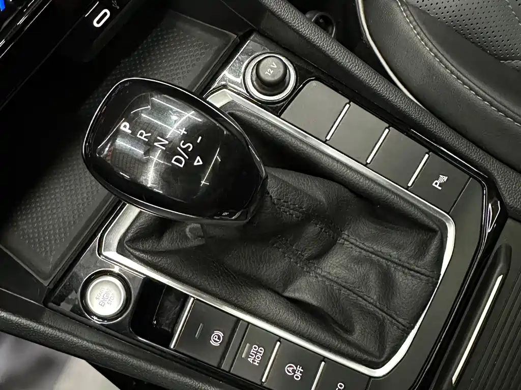 Volkswagen Sagitar — миниатюра 15