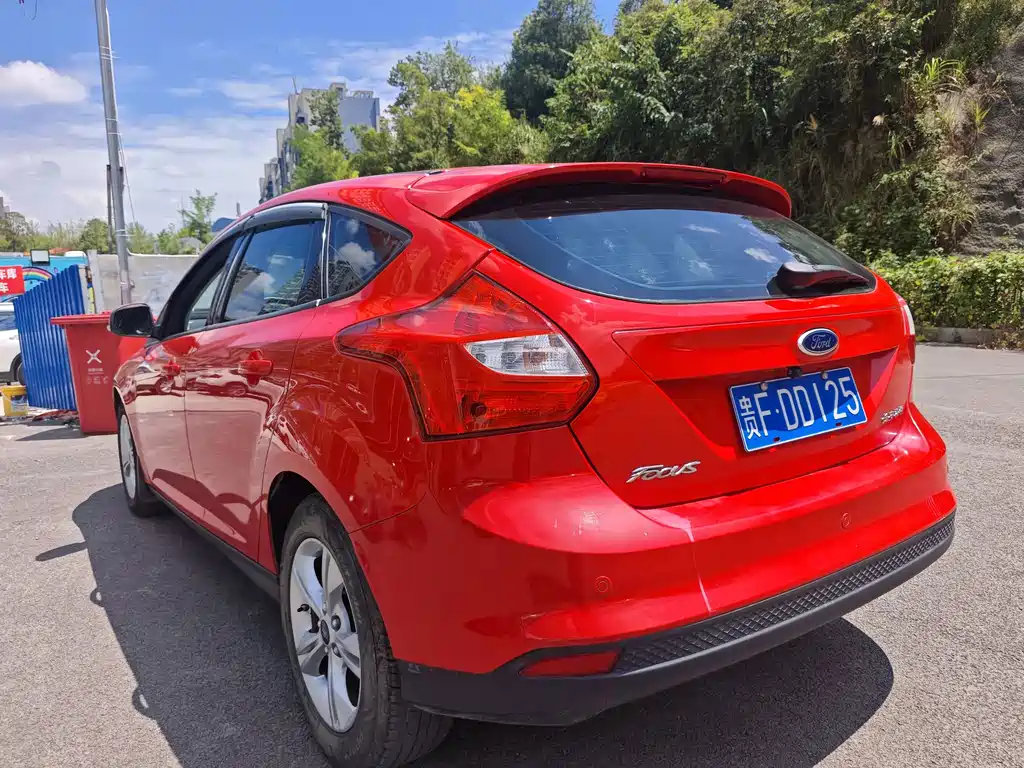Ford Focus — миниатюра 8