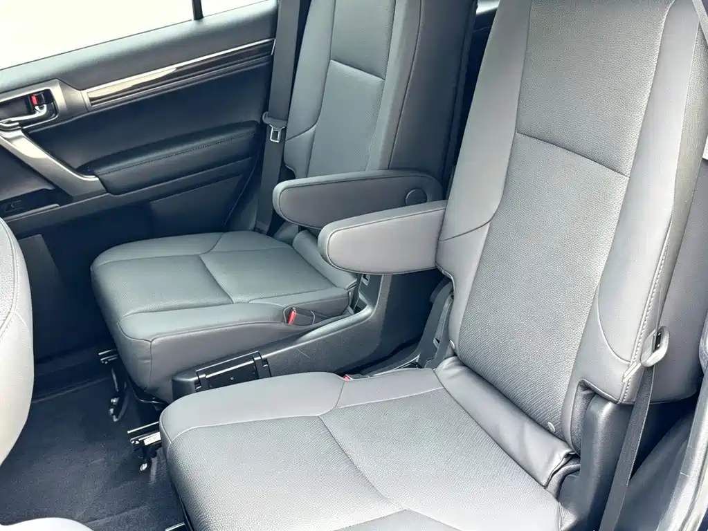 Lexus GX — миниатюра 13