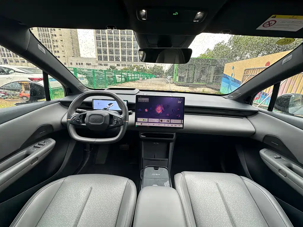 Lynk & Co Z20 — миниатюра 8