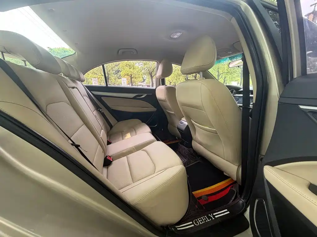 Geely Emgrand — миниатюра 13