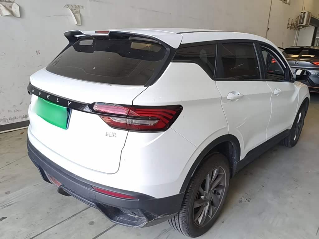 Geely Binyue 1.5 л 2024 г. Белый, пробег 11500 км