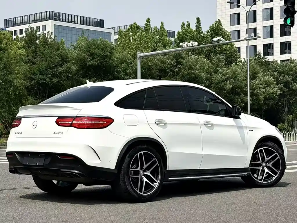 Mercedes-Benz GLE 2015 GLE 450 AMG 4MATIC SUV