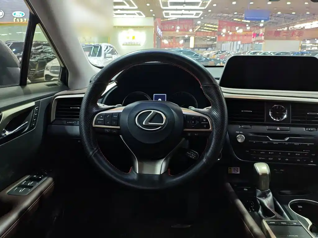 Lexus RX 2020 450hL Elegant 7 мест VI