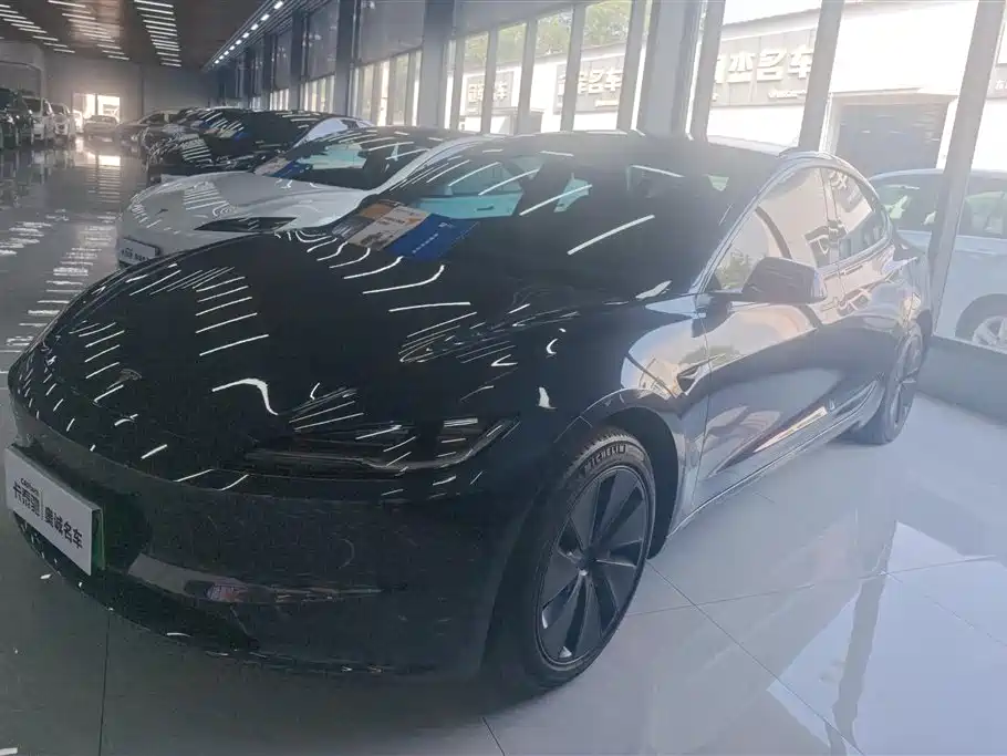 Tesla Model 3 2023 RWD Drive Dynamic Edition