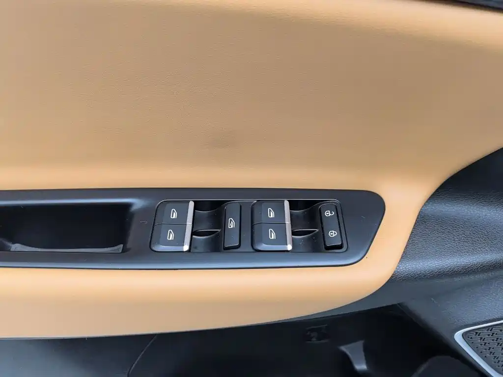 Geely Emgrand GL — миниатюра 9