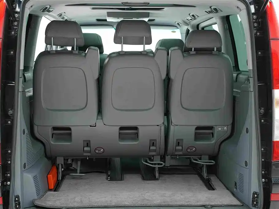 Mercedes-Benz Viano — миниатюра 32