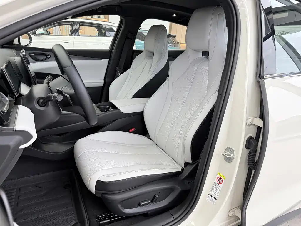 BYD Seal 06 06 2025 DM-i Smart Drive 120KM Premium