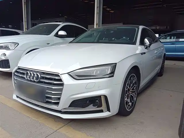 AUDI A5 2018