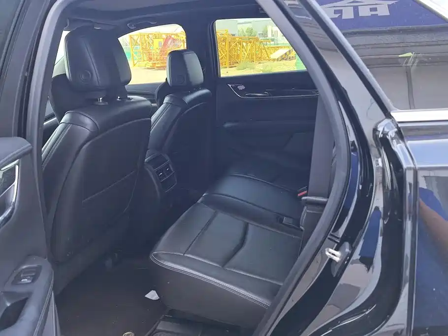Cadillac XT5 — миниатюра 11