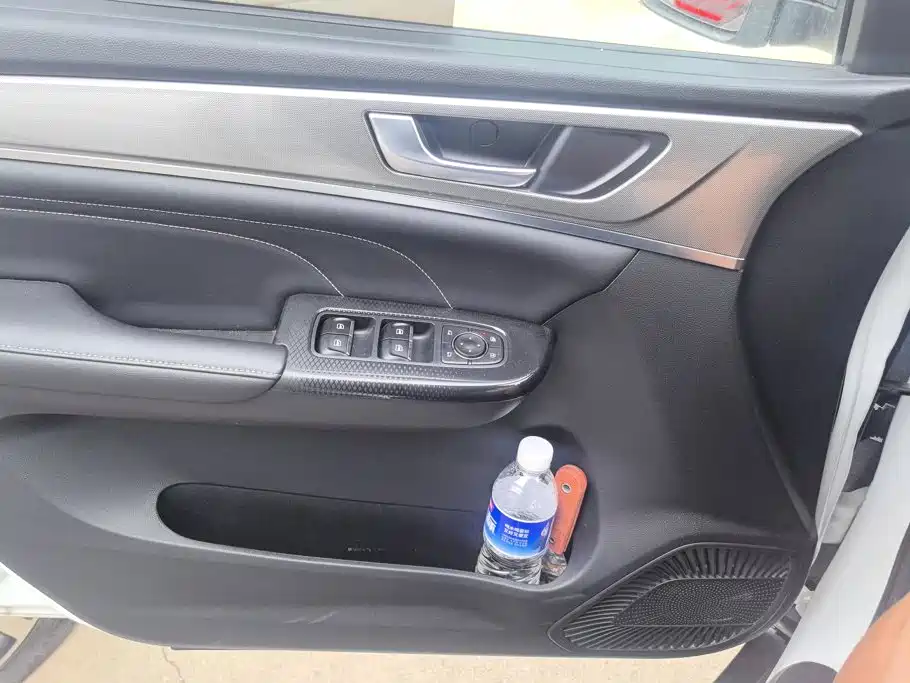 Haval M6 — миниатюра 7