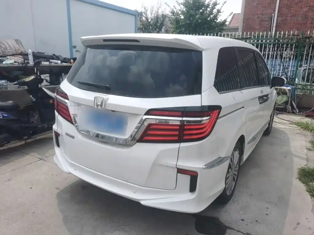 Honda Elysion — миниатюра 7