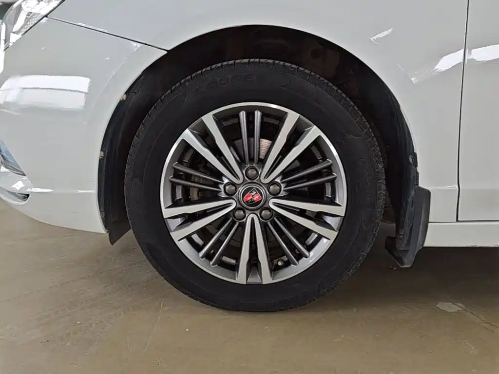 Roewe i5 — миниатюра 23