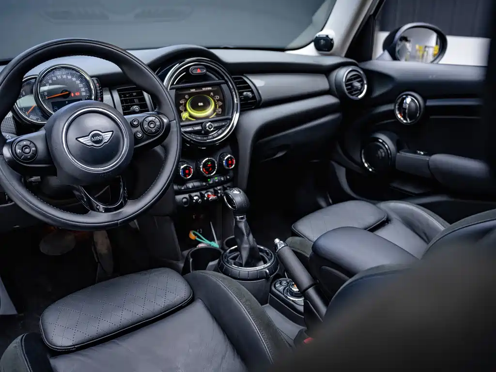 MINI Mini — миниатюра 24