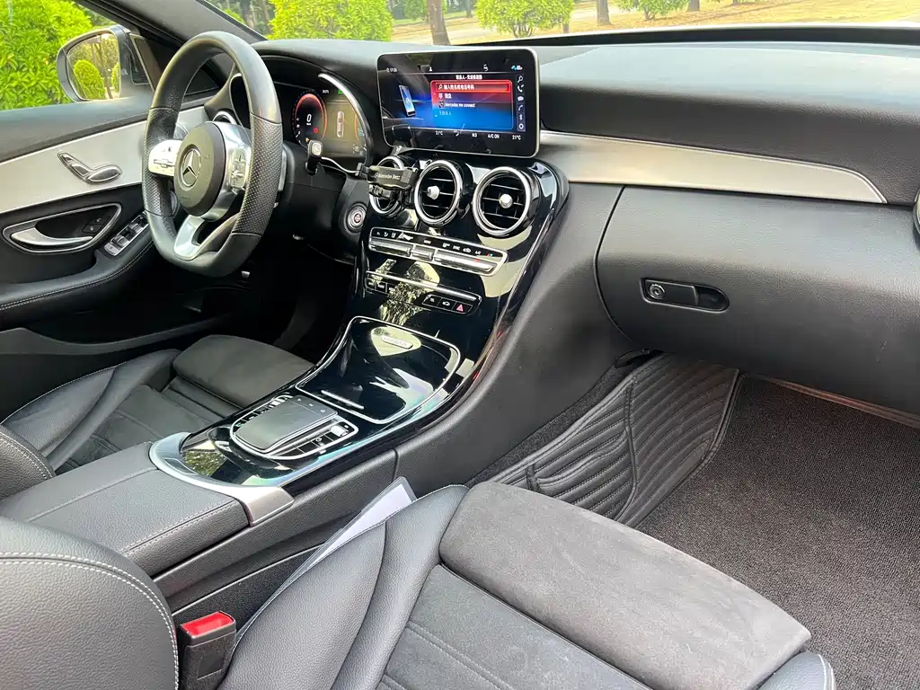 Mercedes-Benz C-Class — миниатюра 19