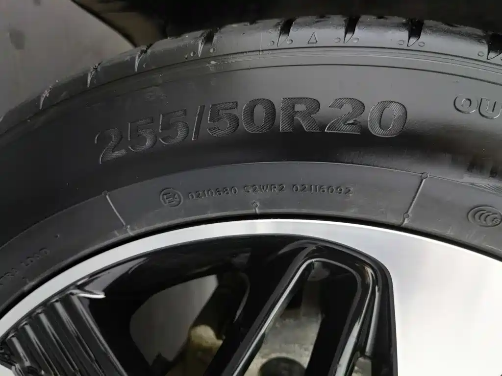 BYD Tang New Energy — миниатюра 24