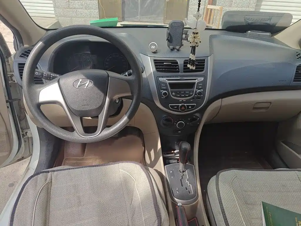 Hyundai Verna — миниатюра 13