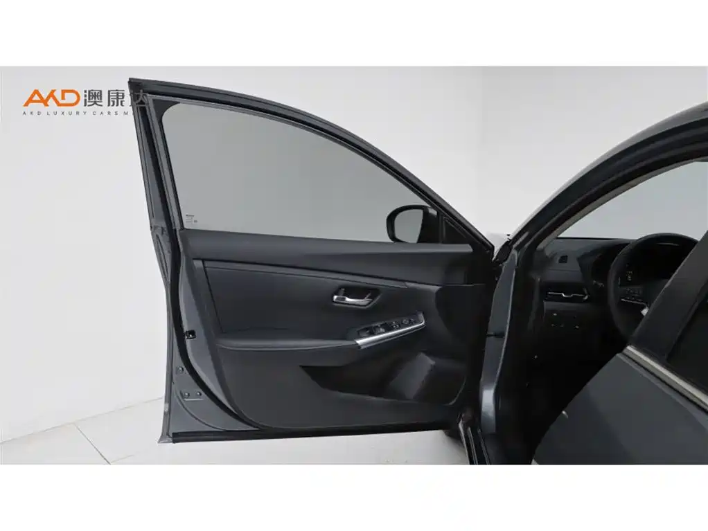 Nissan Sylphy — миниатюра 10