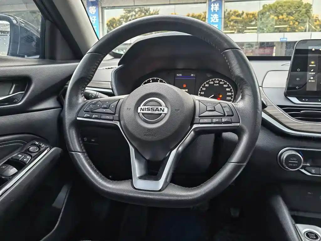 Nissan Teana — миниатюра 10