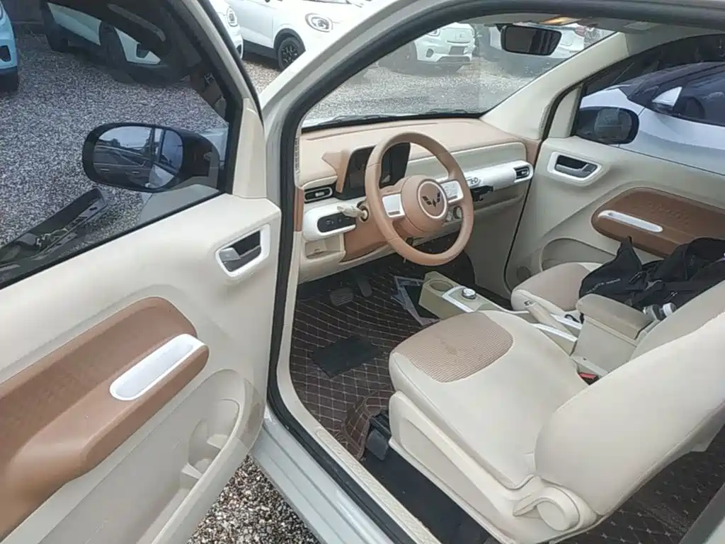 Wuling MINIEV — миниатюра 16