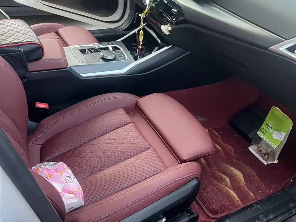 BMW i3 2025 eDrive 35 L