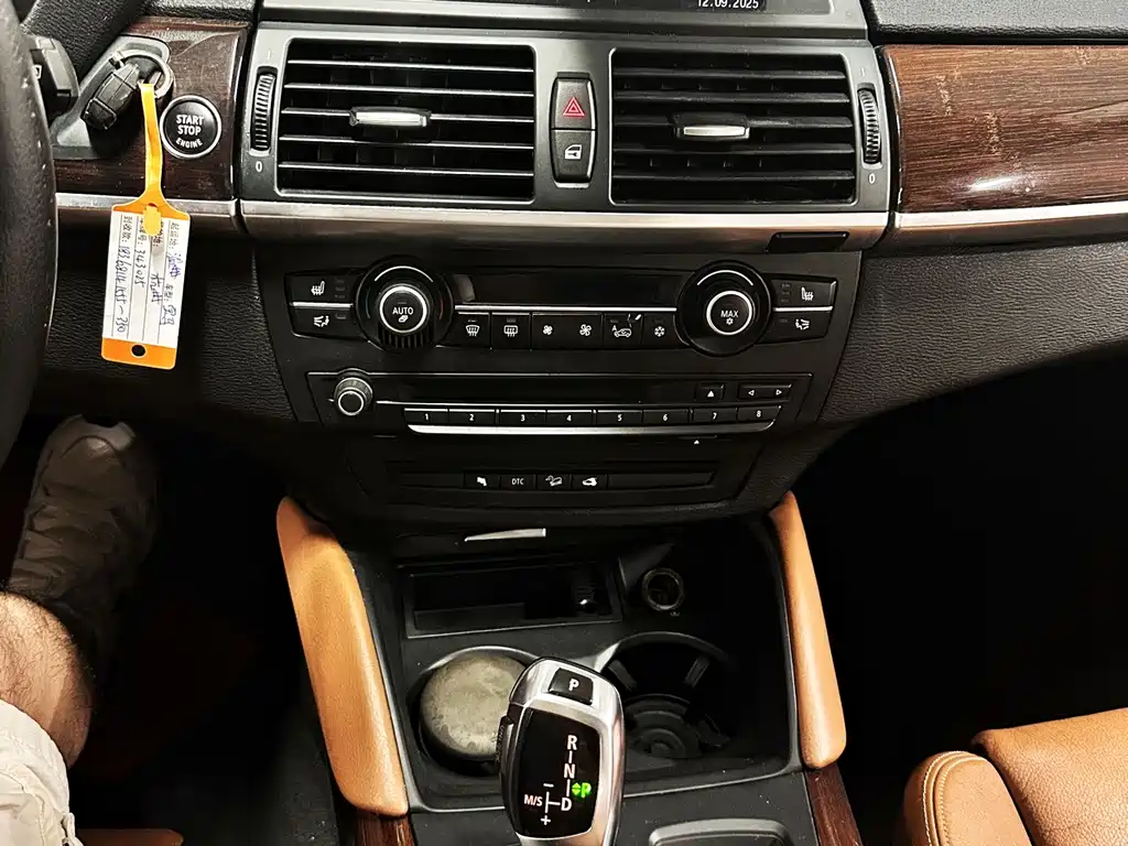 BMW X6 — миниатюра 13